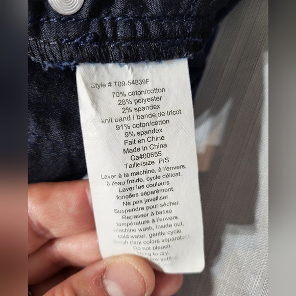 Maternity-Thyme Blue Jeans, Size Small *see Pictures For Waist Messurements - Picture 3 of 6